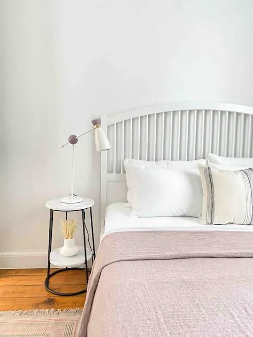 Charming Historical Apartment In Galata Istanboel 0*,