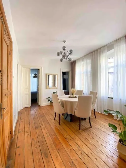 Charming Historical Apartment In Galata Istanboel 0*,  Turkije