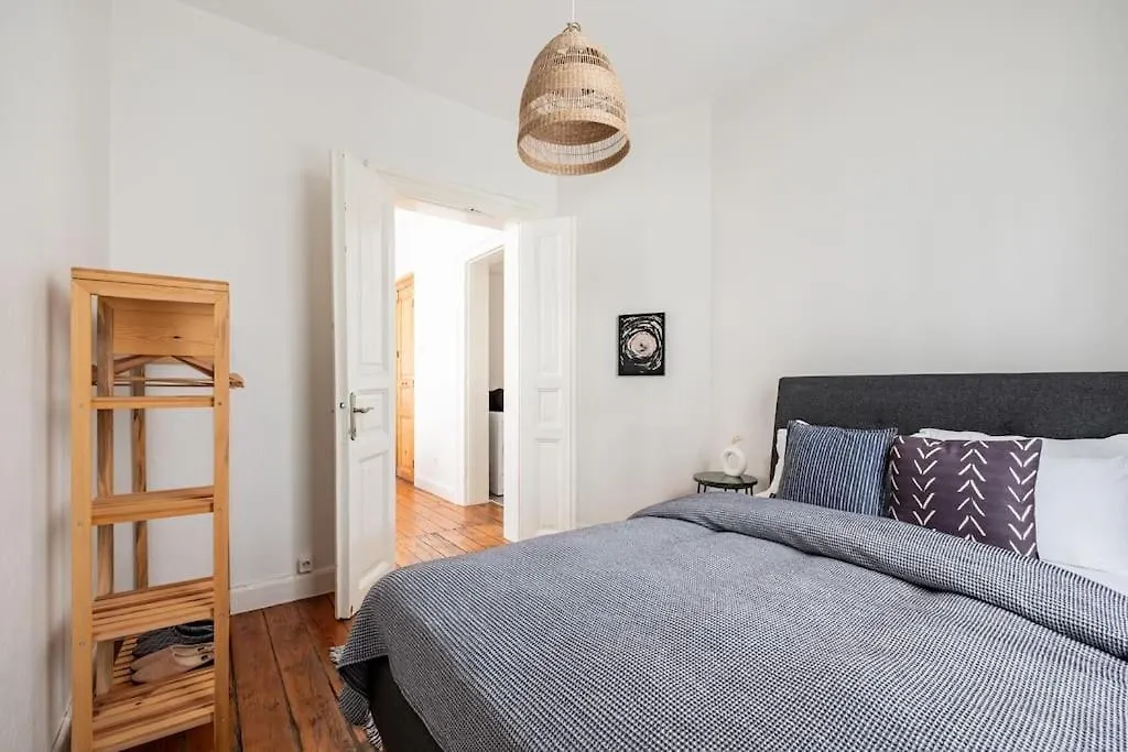 Charming Historical Apartment In Galata Istanboel
